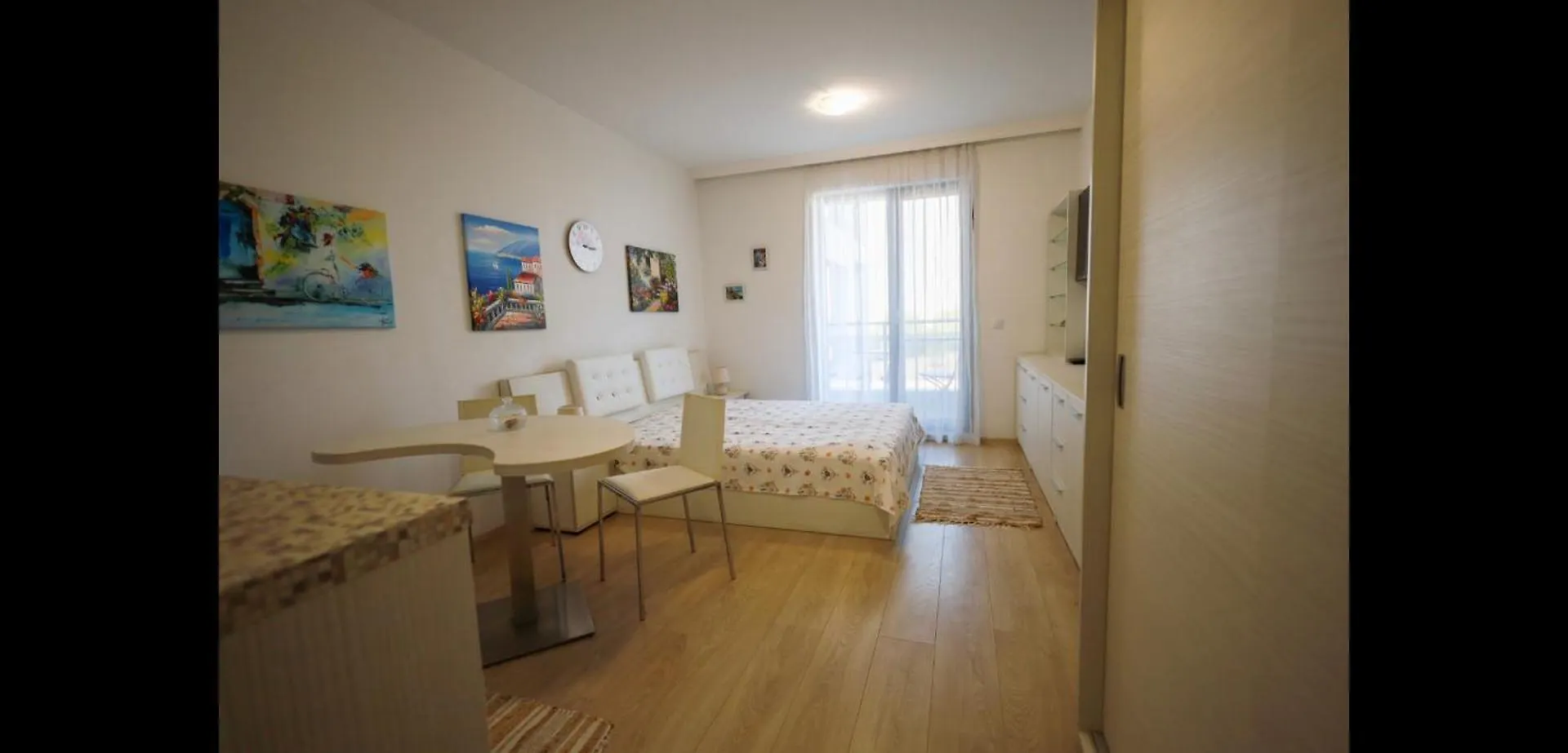 Студио Сарафово Burgas City Apartmán